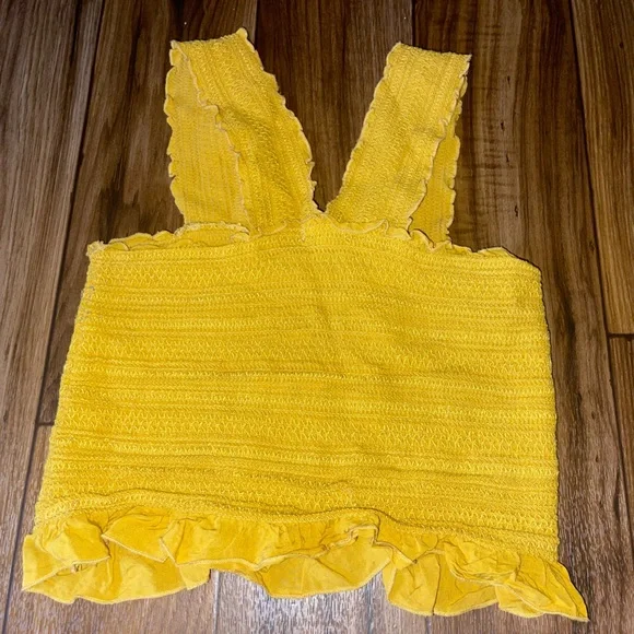 Yellow stretchy tank top - Picture 2 of 3